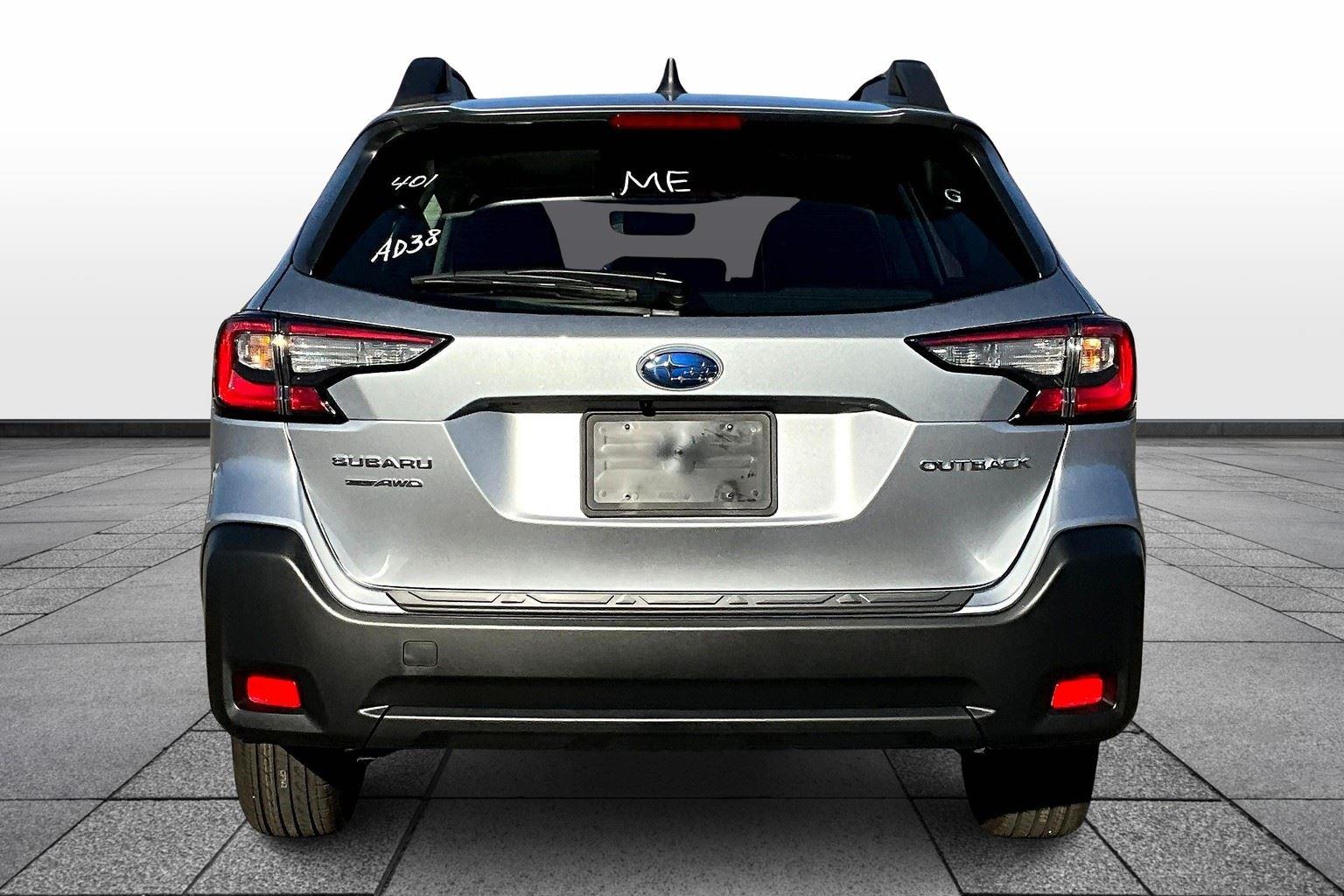 2025 Subaru Outback Base photo 3