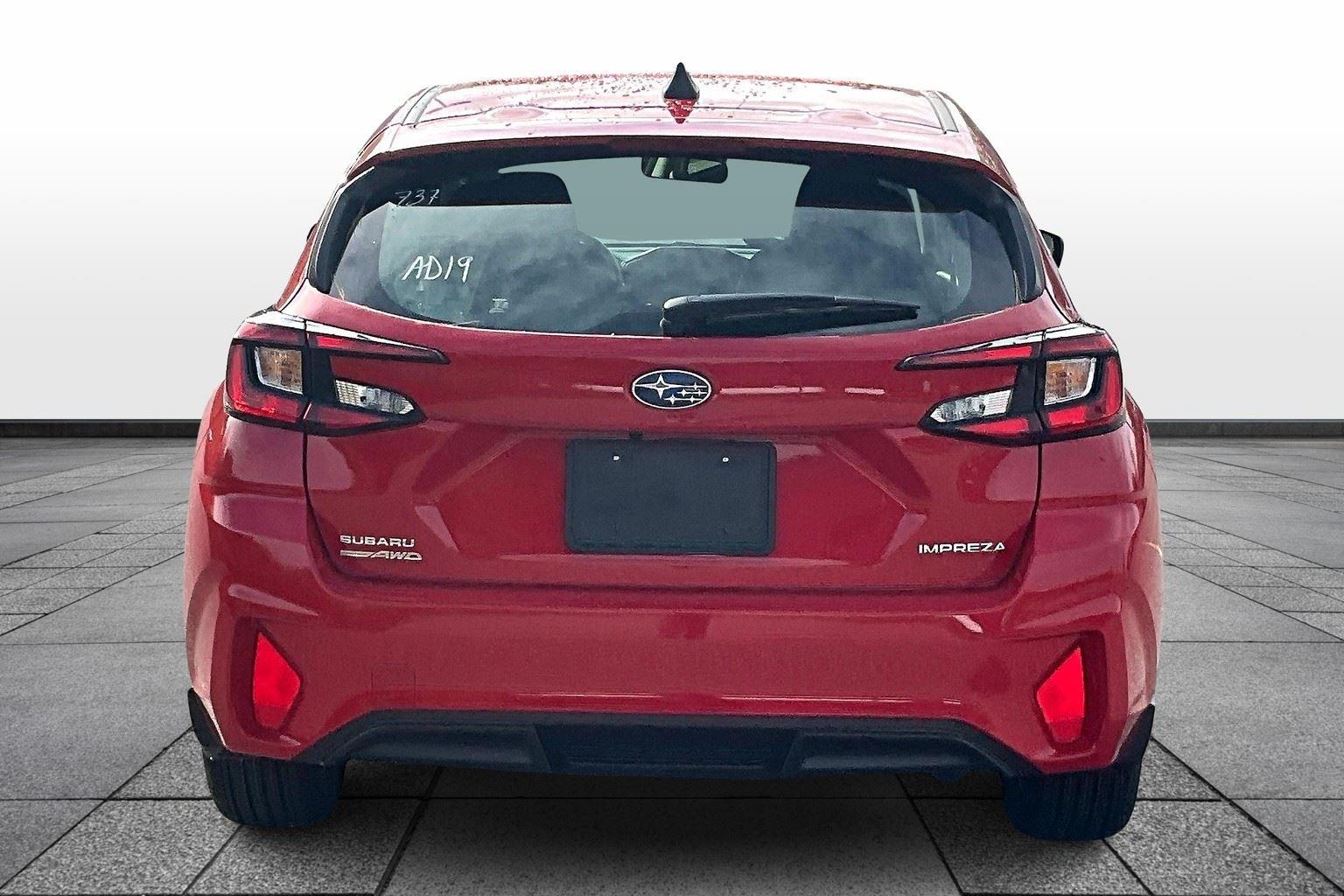 2025 Subaru Impreza Base photo 3