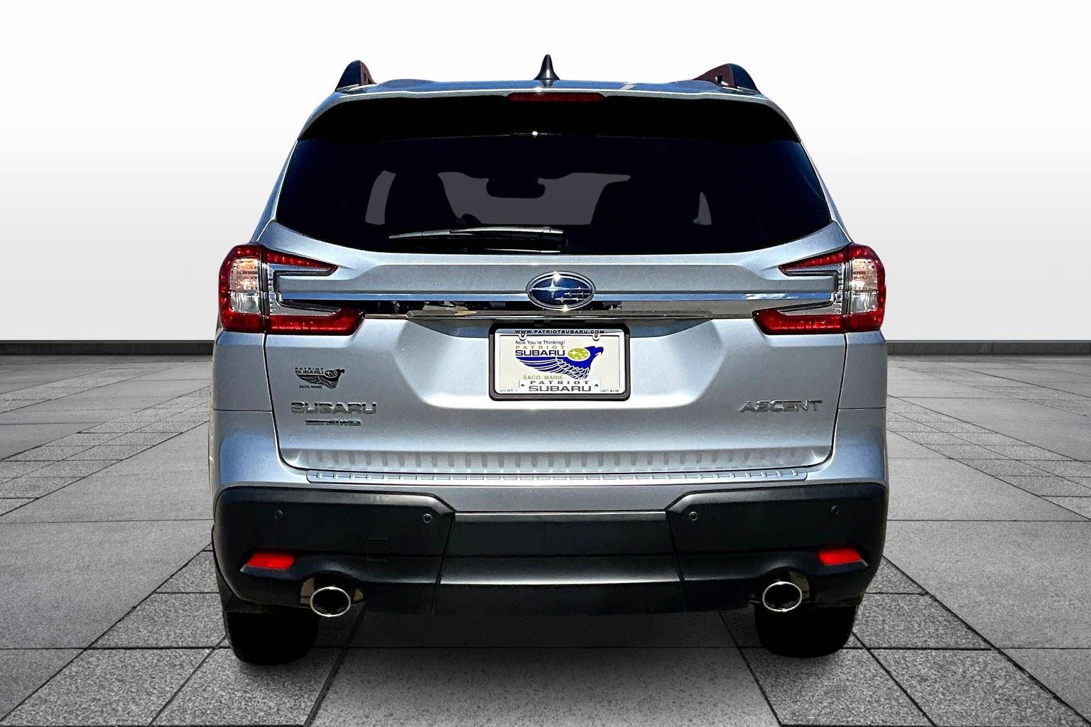 2025 Subaru Ascent Premium photo 4
