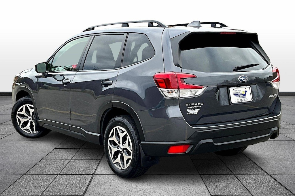 Used 2023 Subaru Forester Premium SUV