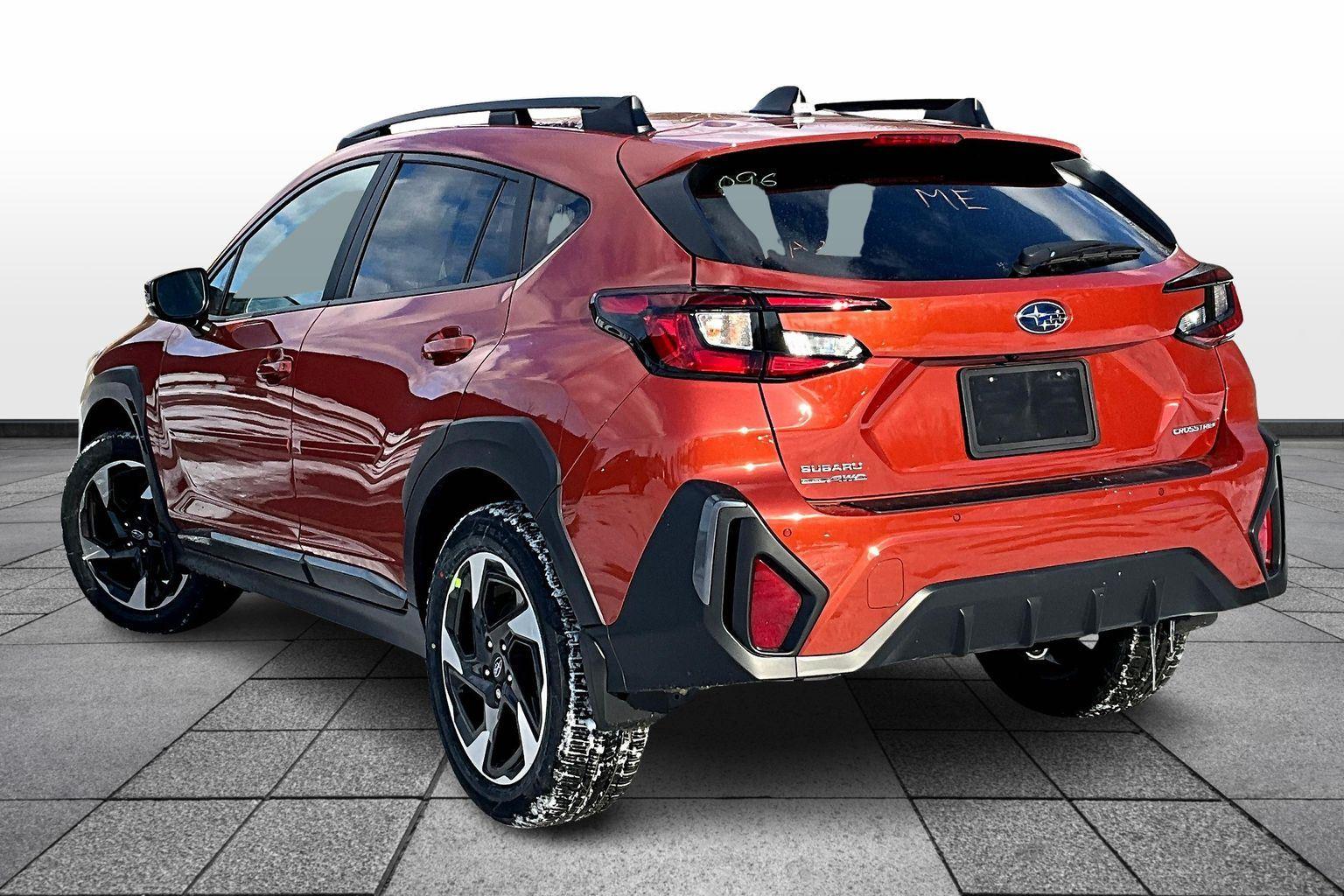 2025 Subaru Crosstrek Limited photo 2