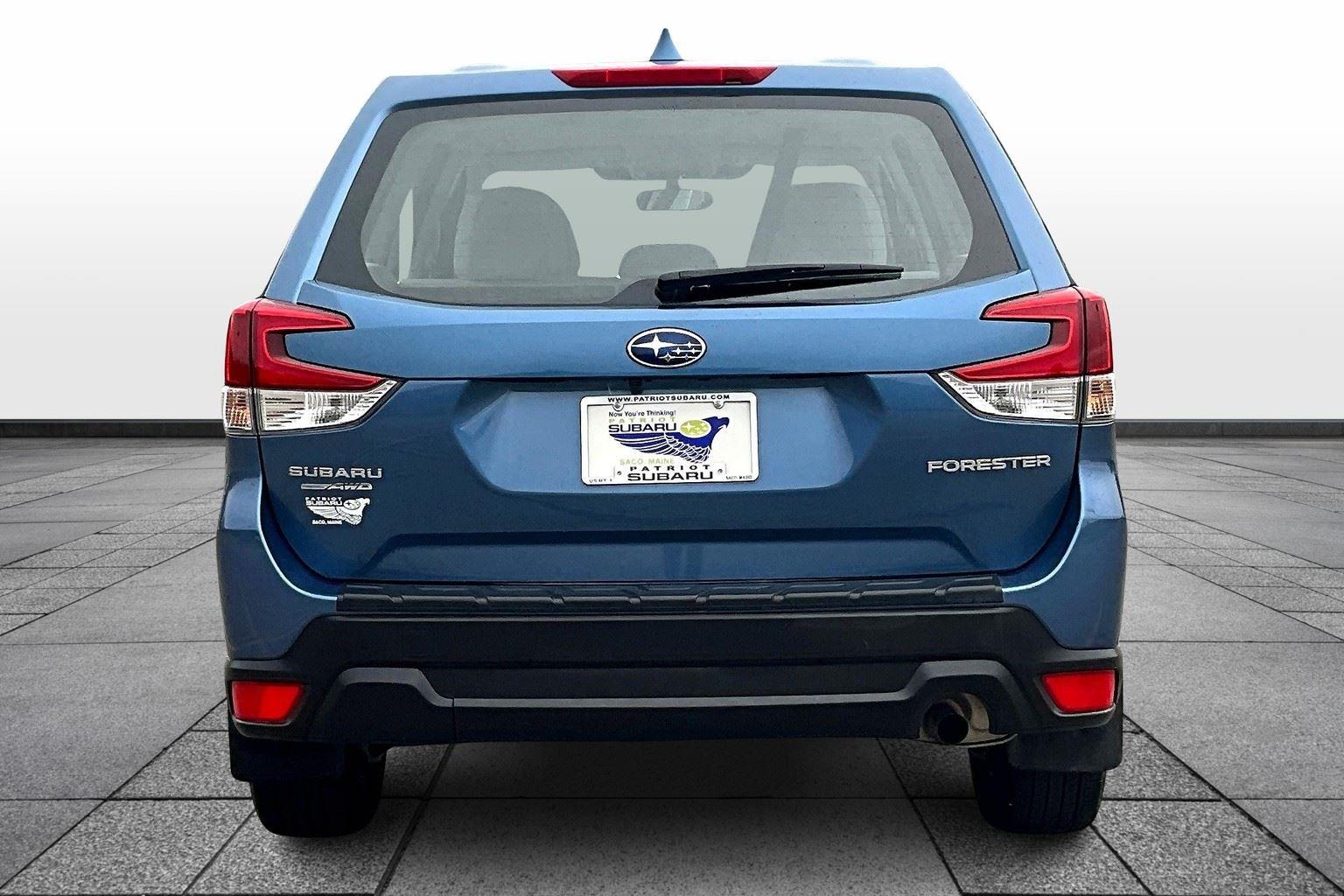2022 Subaru Forester Base photo 4