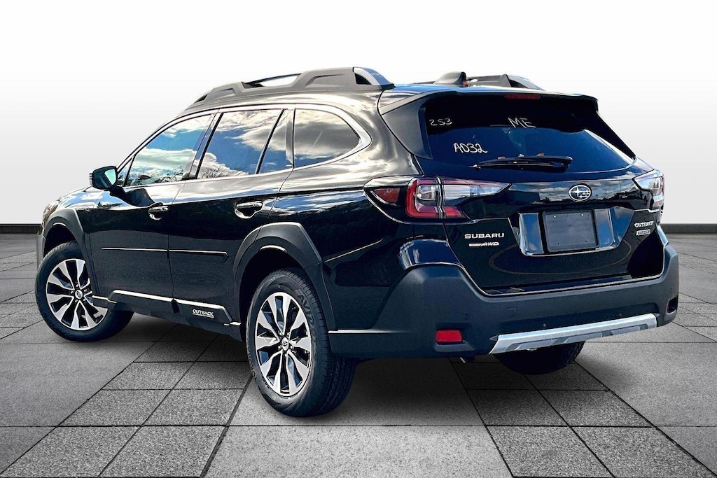 New 2025 Subaru Outback Touring SUV