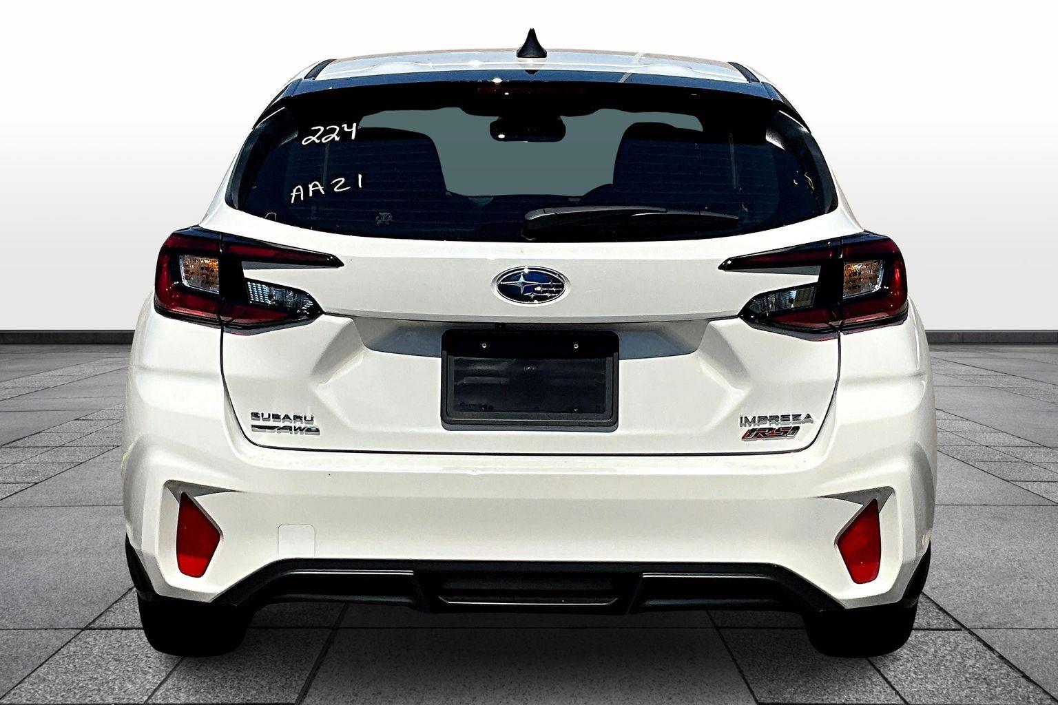 2025 Subaru Impreza RS photo 4