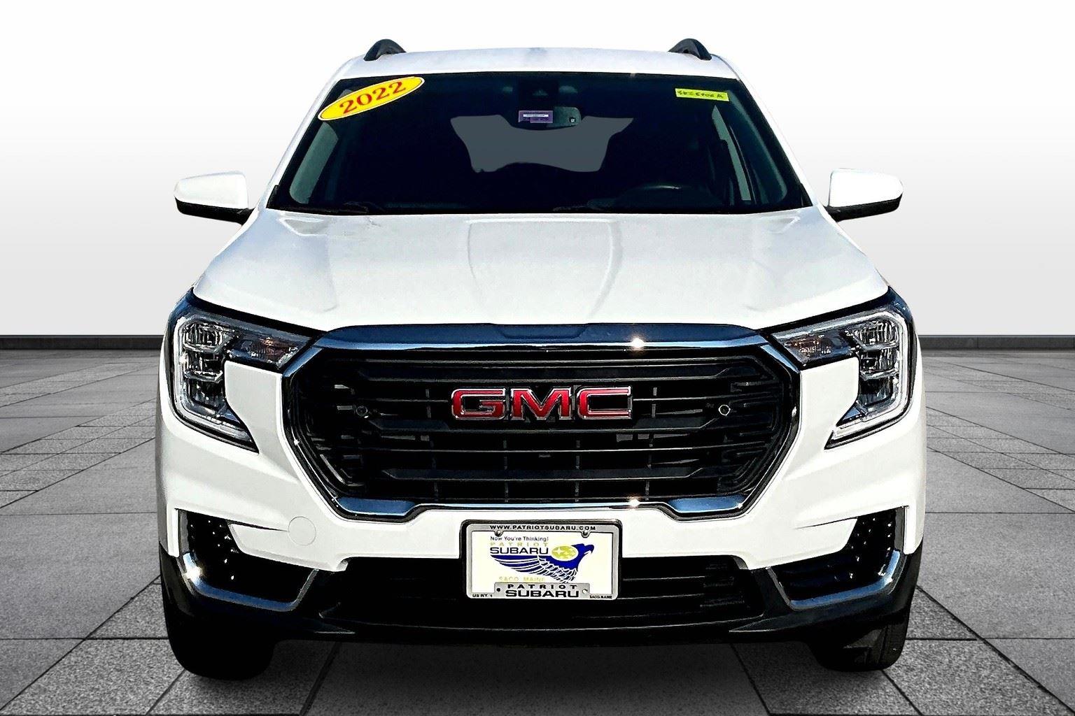 2022 Gmc Terrain SLE photo 2