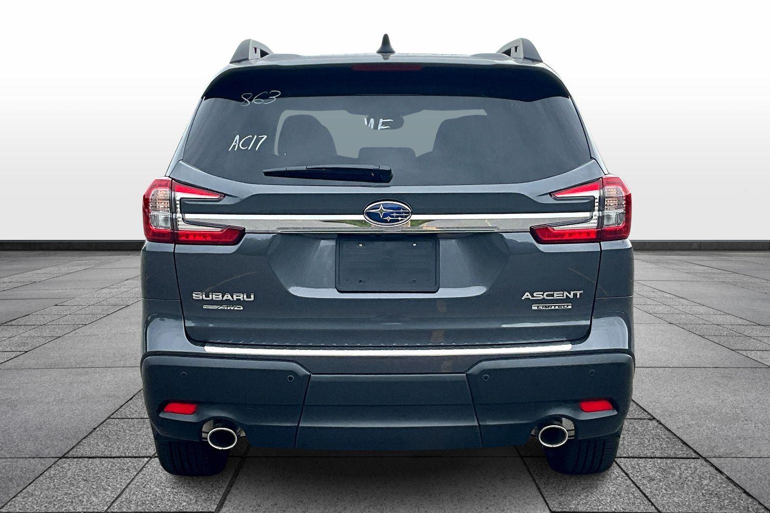 2025 Subaru Ascent Limited photo 4