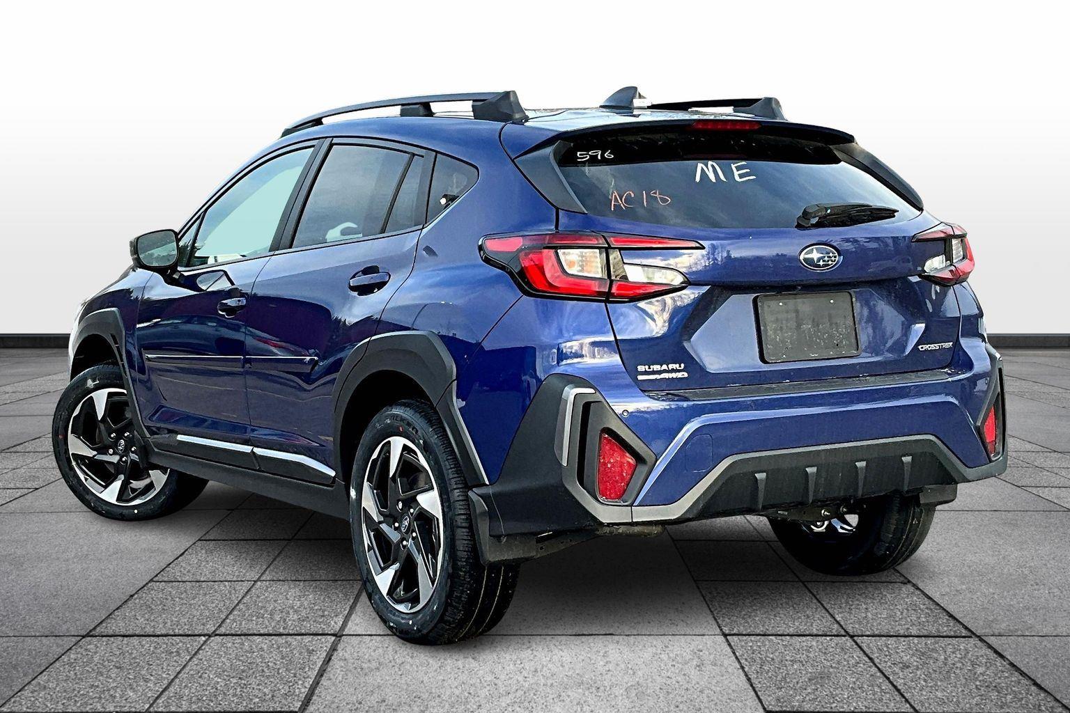 2025 Subaru Crosstrek Limited photo 2