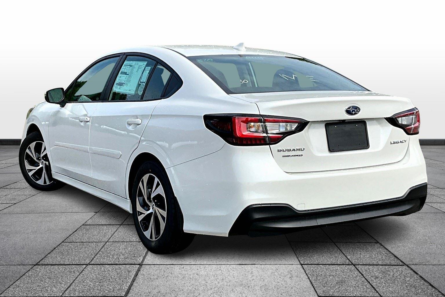 2025 Subaru Legacy Premium photo 3