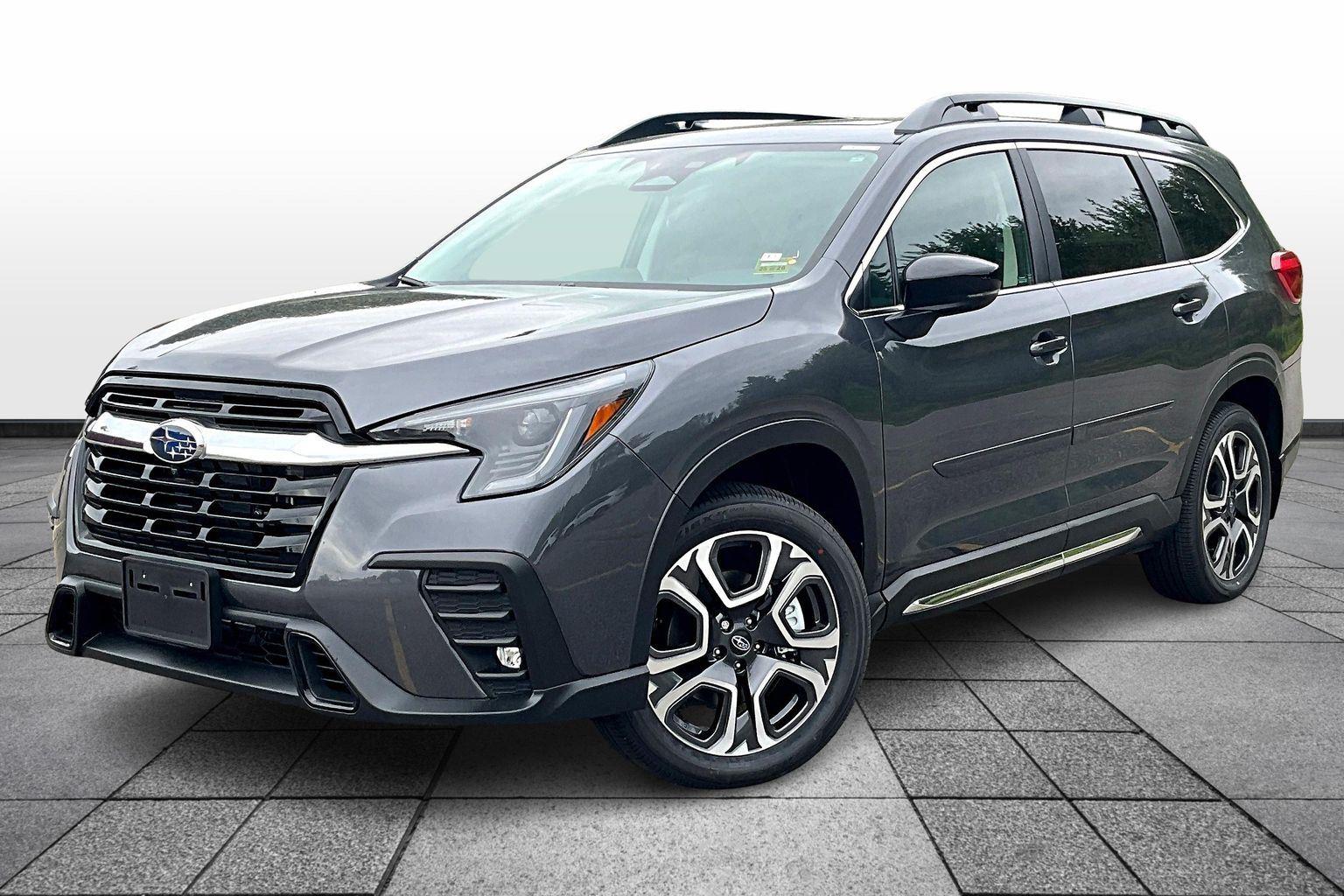 2025 Subaru Ascent Limited photo 2