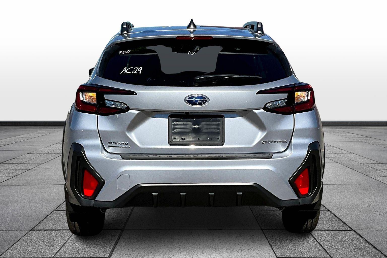 2025 Subaru Crosstrek Premium photo 4
