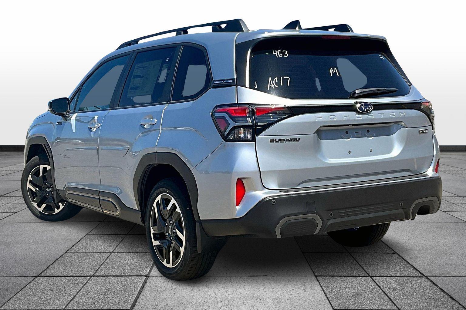 2025 Subaru Forester Limited photo 3