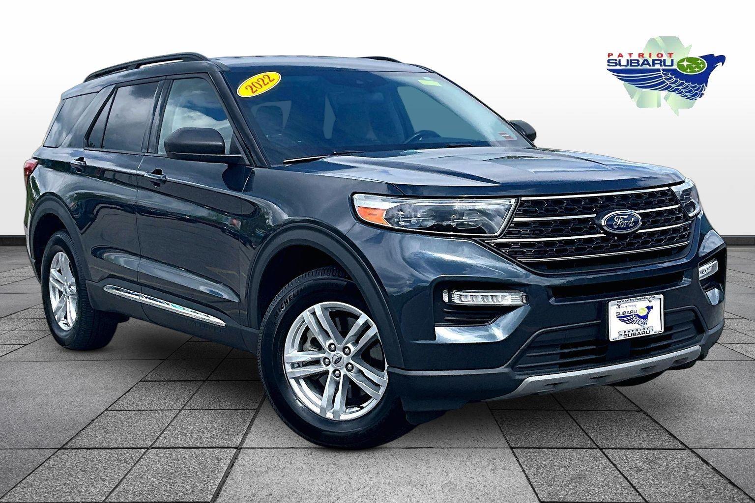 2022 Ford Explorer XLT 4WD's photo