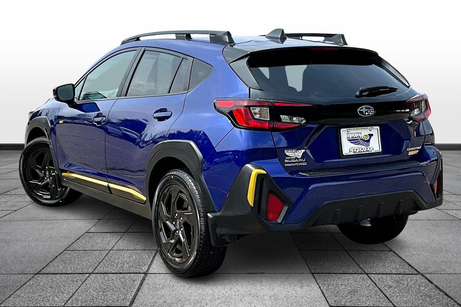 2024 Subaru Crosstrek Sport photo 2