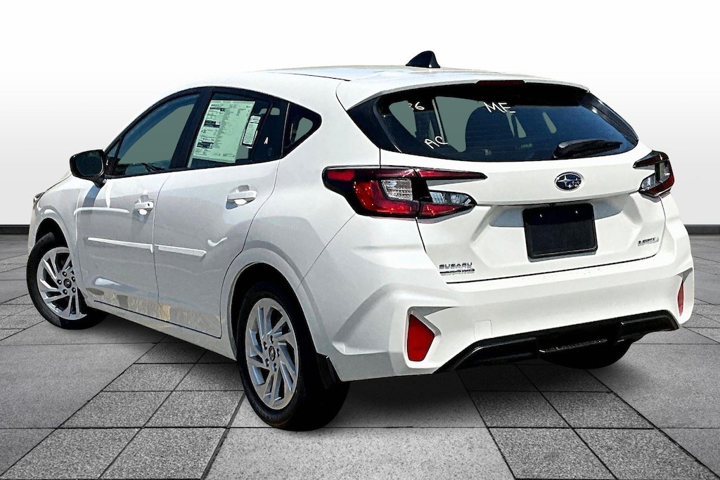 New 2025 Subaru Impreza Base Hatchback