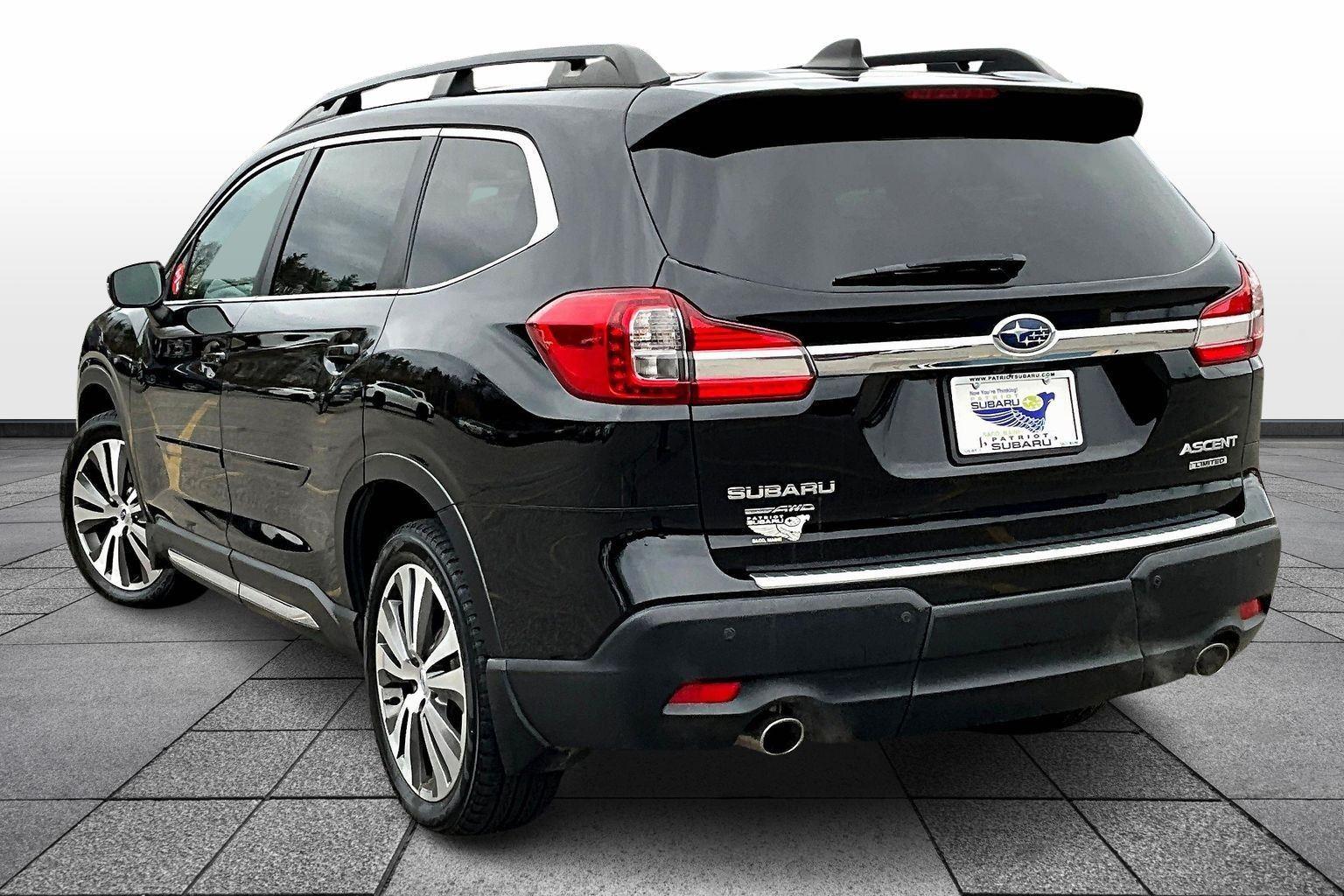 2022 Subaru Ascent Limited photo 2