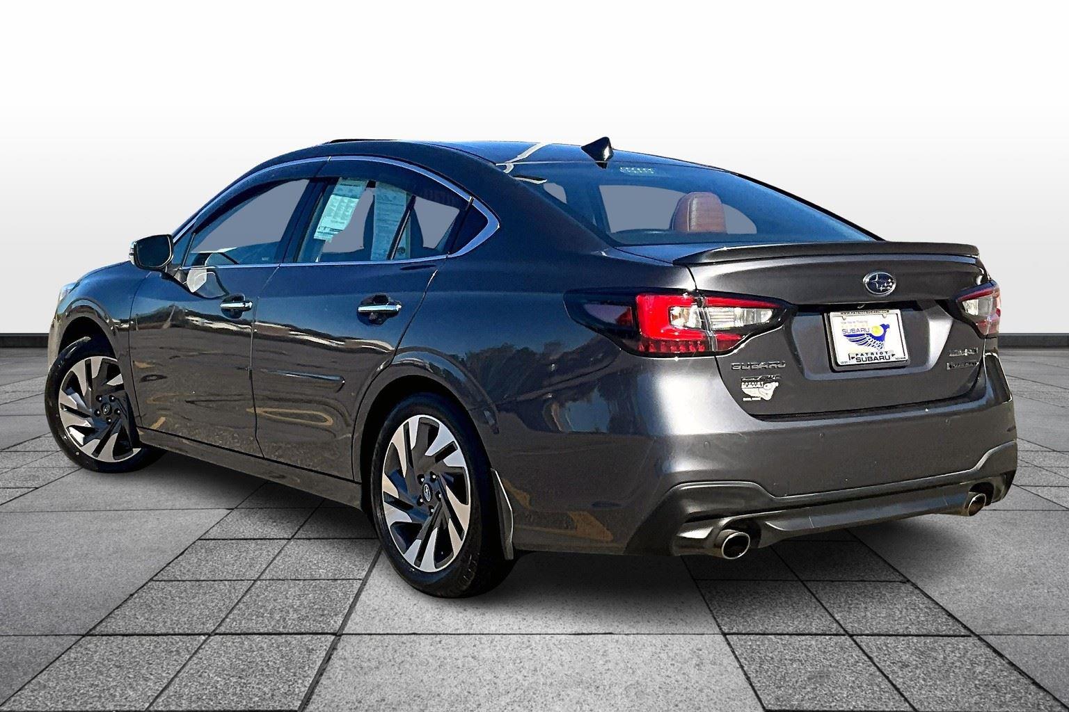 2022 Subaru Legacy Touring XT photo 2