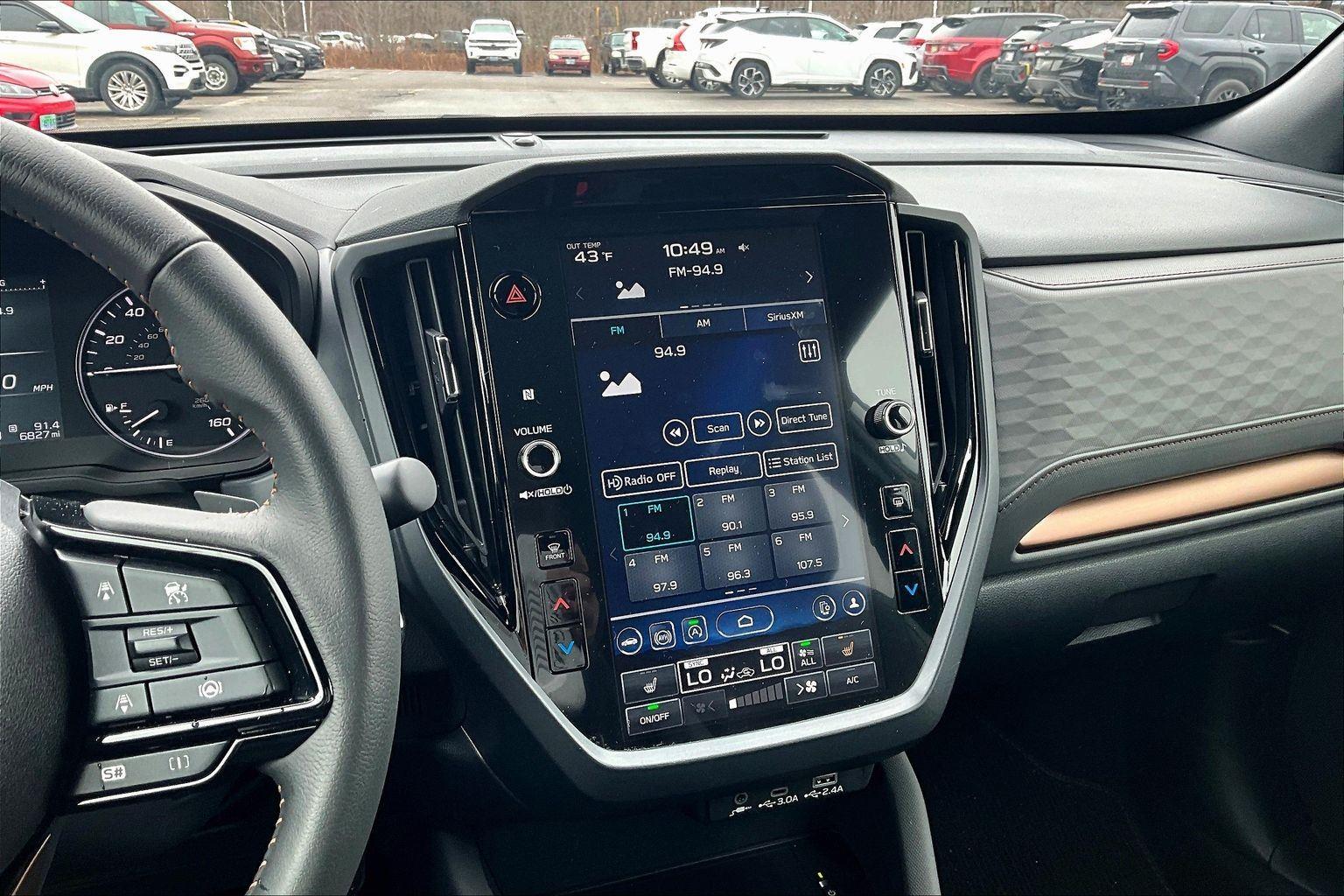 View vehicle photo 6