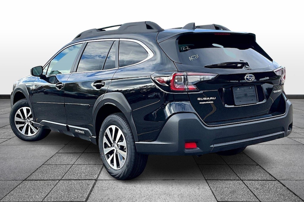 New 2025 Subaru Outback Premium SUV