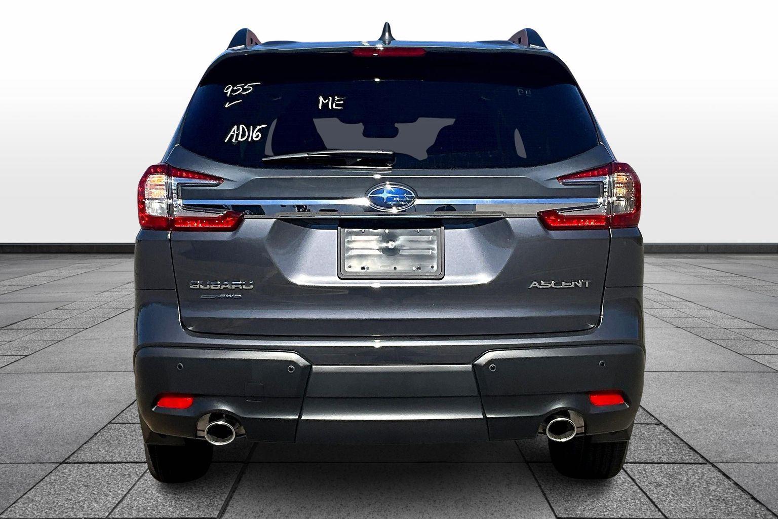 2025 Subaru Ascent Premium photo 4