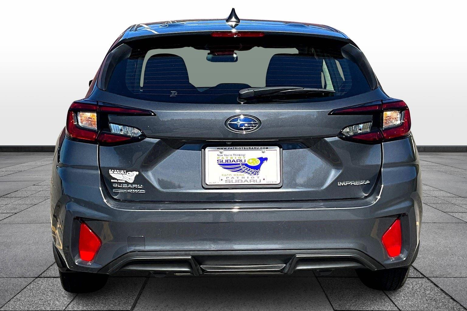 2024 Subaru Impreza Base photo 4