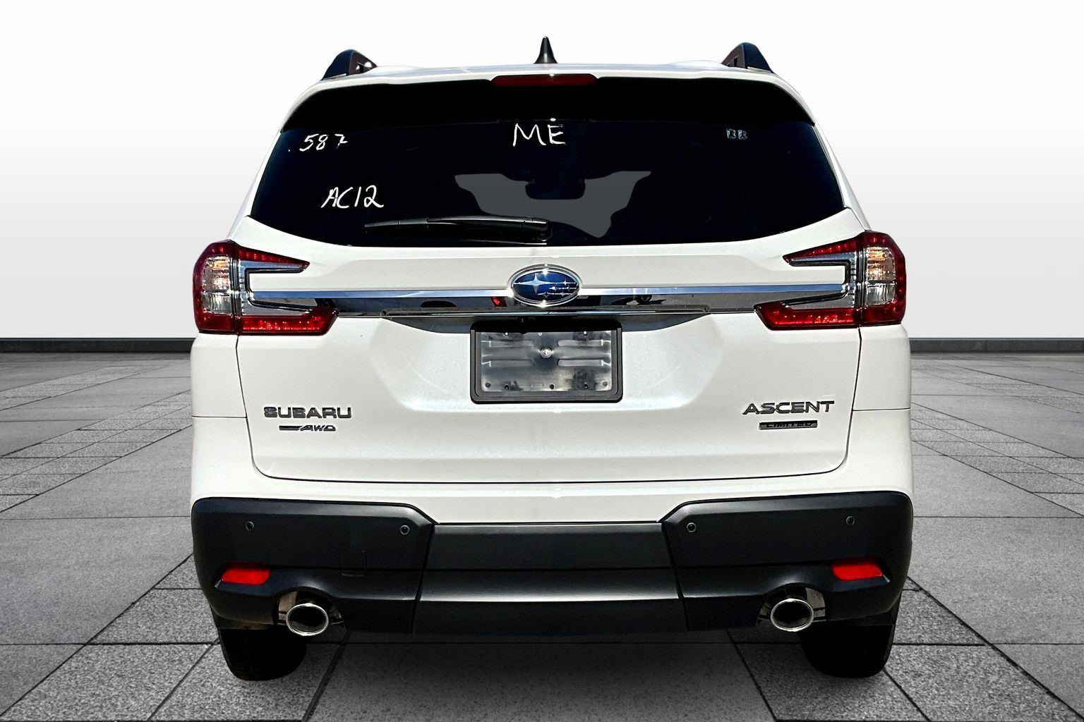 2025 Subaru Ascent Limited photo 4