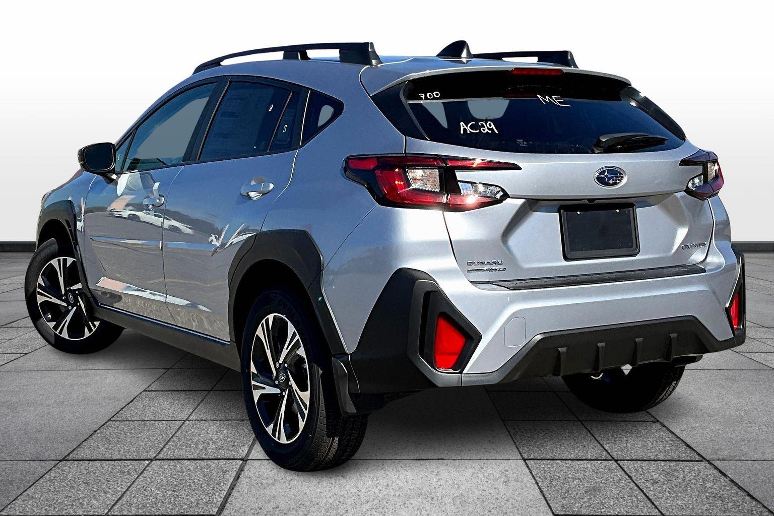 2025 Subaru Crosstrek Premium photo 3