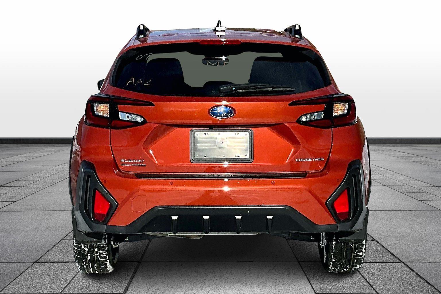 2025 Subaru Crosstrek Limited photo 3