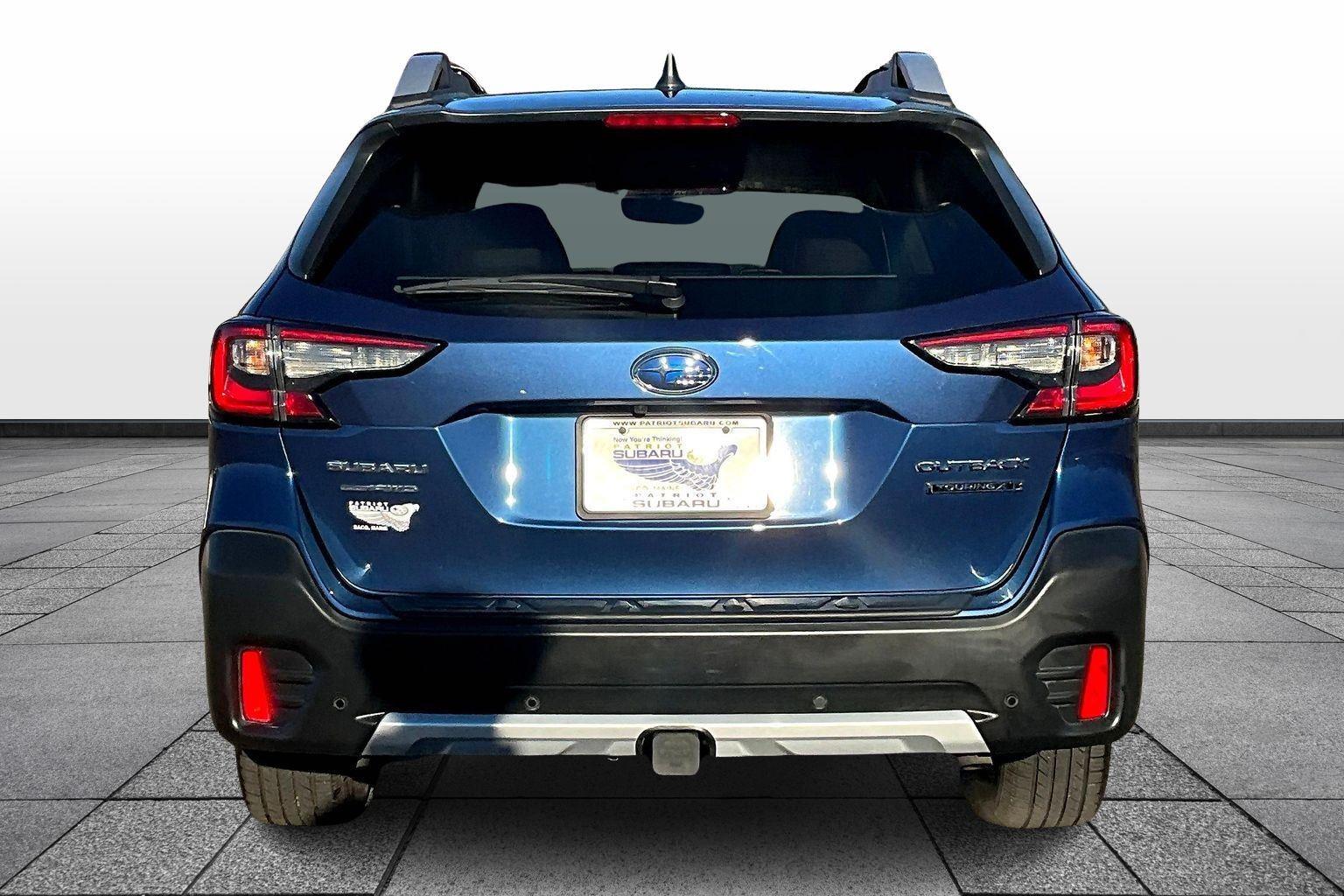 2022 Subaru Outback Touring XT photo 2