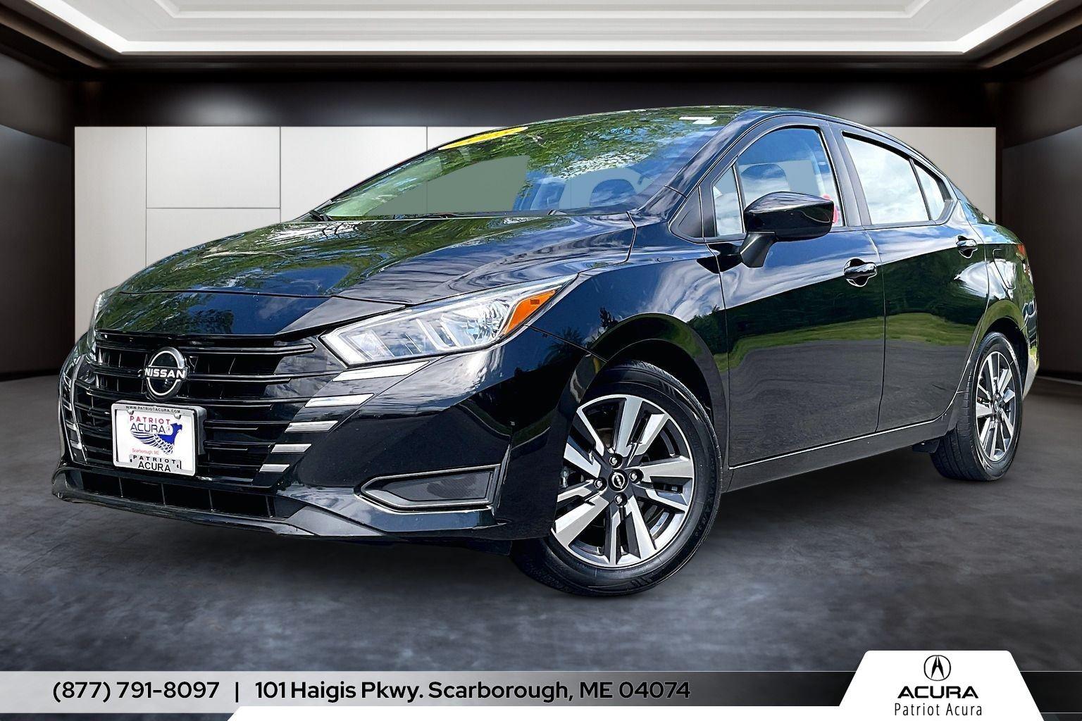 2023 Nissan Versa 1.6 SV CVT's photo