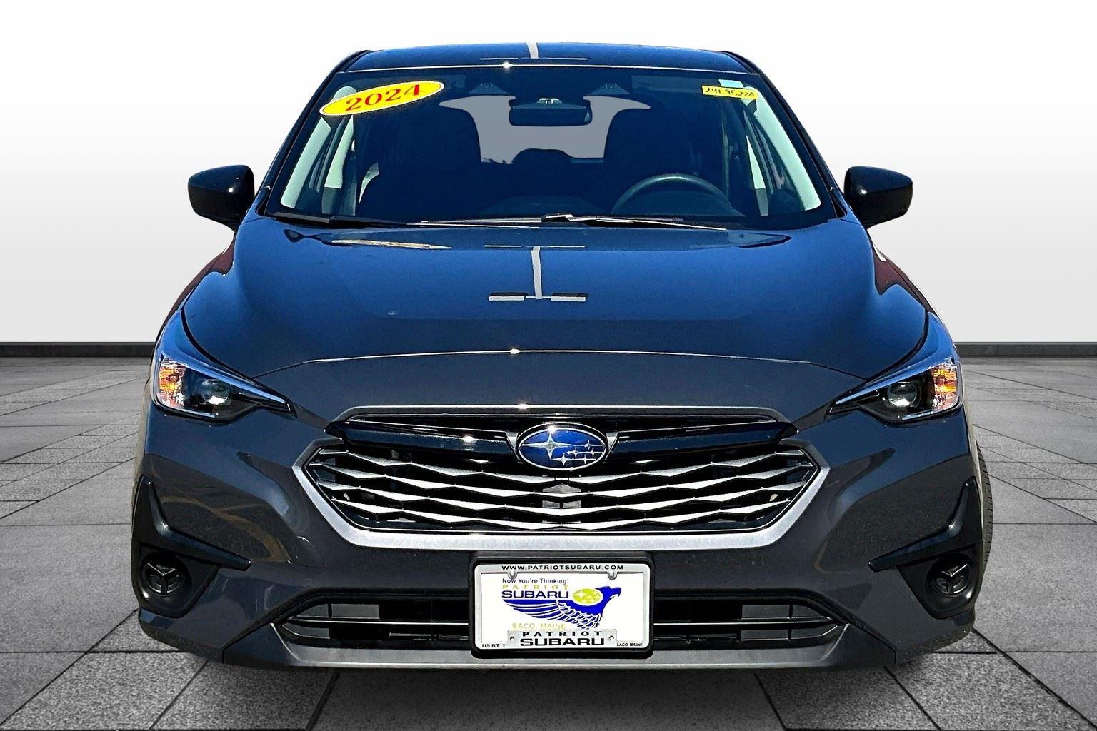 2024 Subaru Impreza Base photo 3