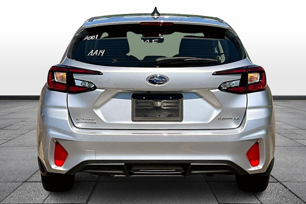 New 2025 Subaru Impreza Base Hatchback