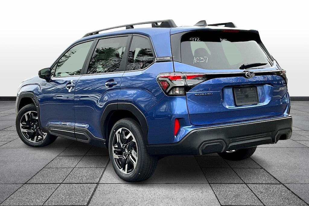 New 2025 Subaru Forester Hybrid Limited SUV