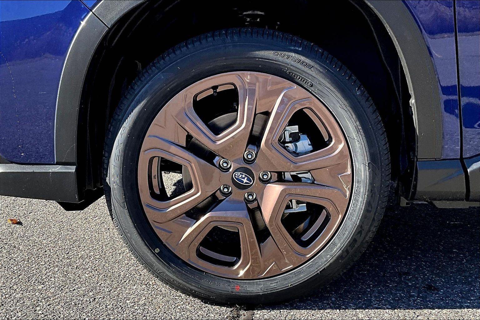 2026 Subaru Ascent Limited Bronze Edition - Photo 12