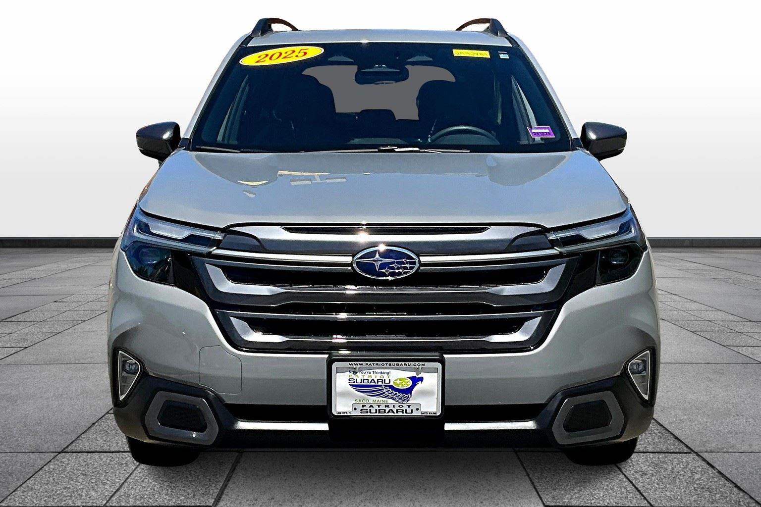 2025 Subaru Forester Limited photo 3