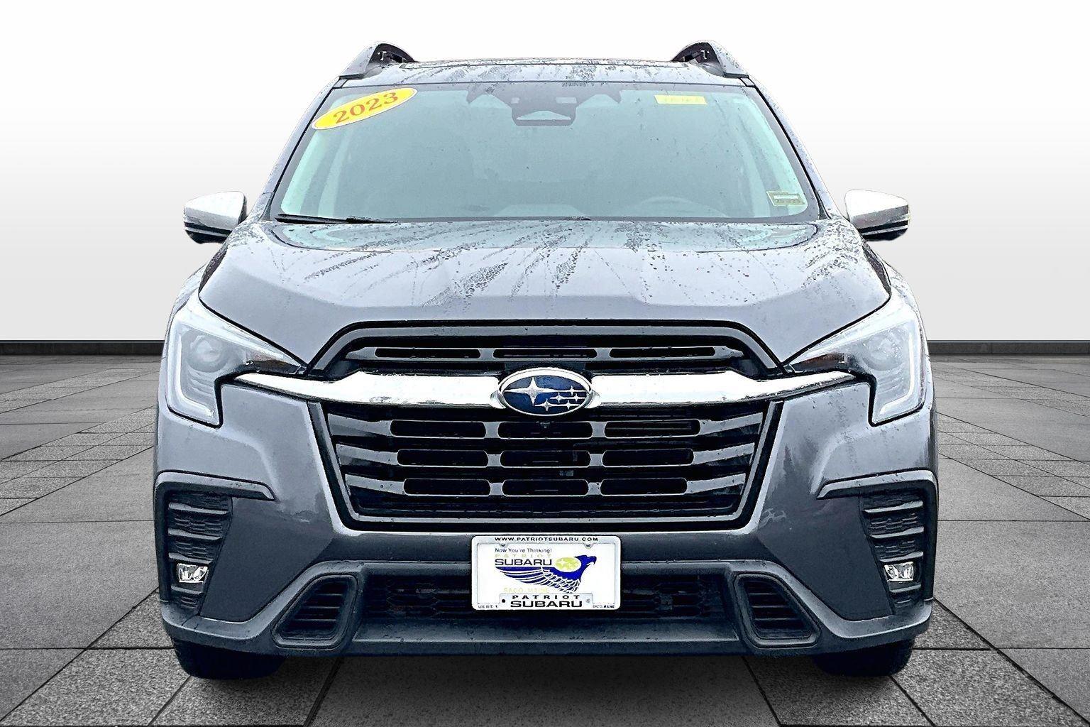 2023 Subaru Ascent Limited photo 2