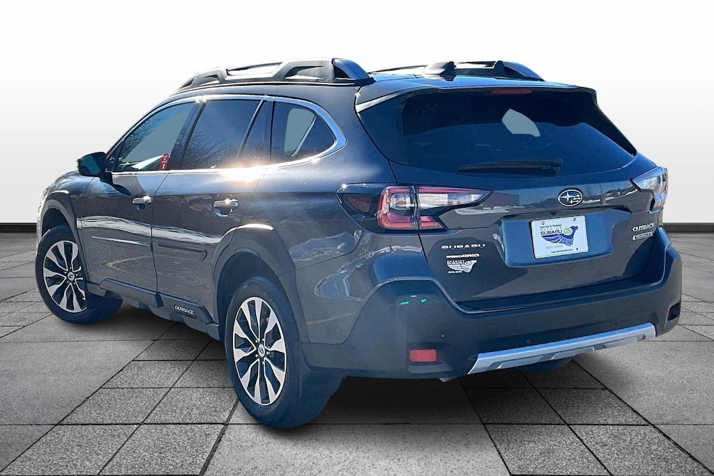 Used 2023 Subaru Outback Touring XT SUV