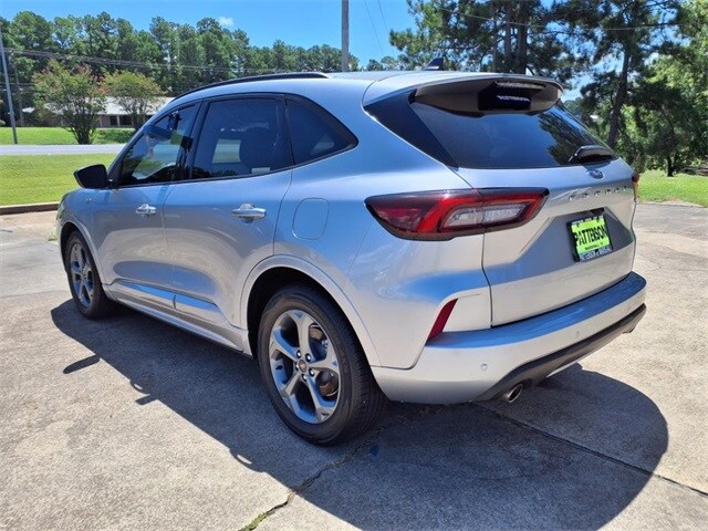 2023 Ford Escape ST-Line photo 3