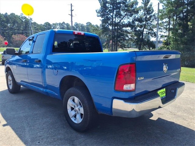 2024 Ram 1500 Classic SLT photo 4