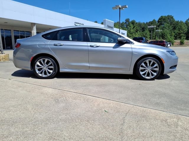 Used 2015 Chrysler 200 S with VIN 1C3CCCBB5FN727834 for sale in Marshall, TX