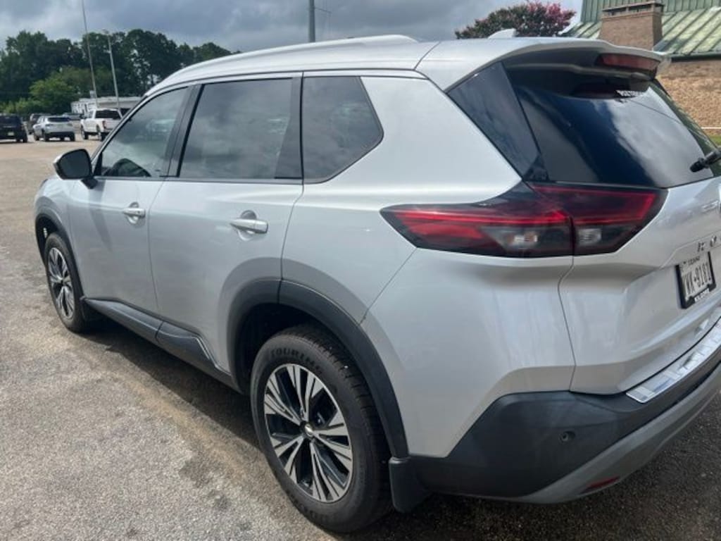 Used 2021 Nissan Rogue SV SUV