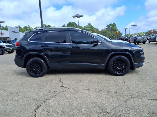 Used 2016 Jeep Cherokee Latitude with VIN 1C4PJLCSXGW239220 for sale in Marshall, TX