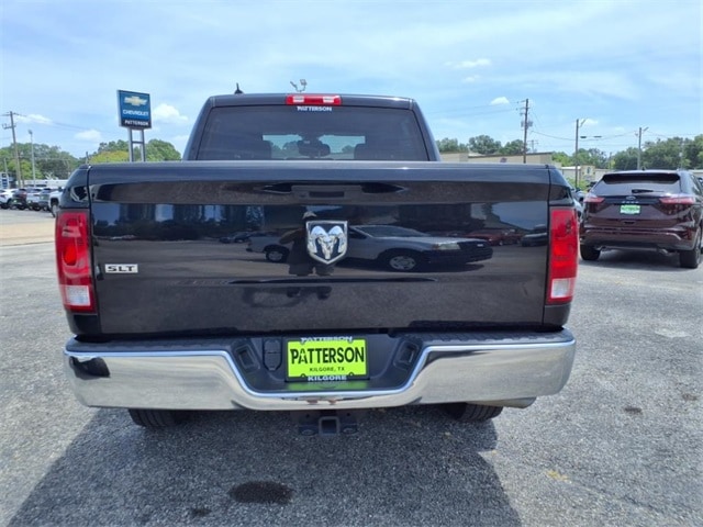 2023 Ram 1500 Classic SLT photo 3