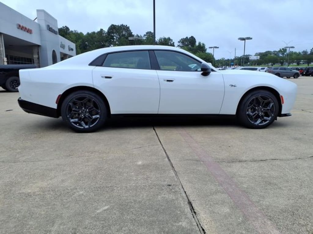 New 2026 Dodge Charger R/T PLUS 4-DOOR AWD Sedan