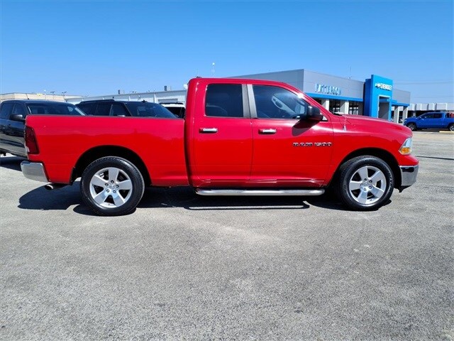 2012 Ram 1500 SLT photo 2