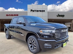 2026 Ram 1500 LARAMIE CREW CAB 4X4 5'7 BOX Pickup