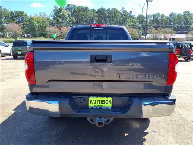 2018 Toyota Tundra SR5 photo 2