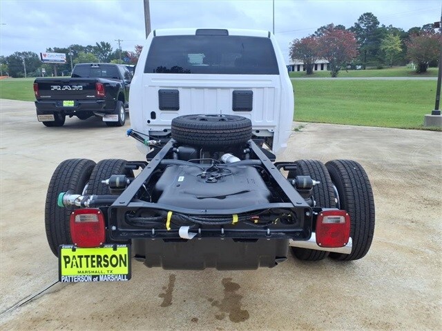 2026 Ram 3500 Tradesman photo 3