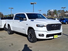 2026 Ram 1500 LARAMIE CREW CAB 4X4 5'7 BOX Pickup