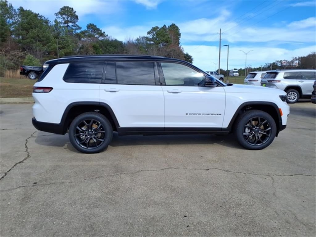 New 2025 Jeep Grand Cherokee L LIMITED 4X4 Sport Utility