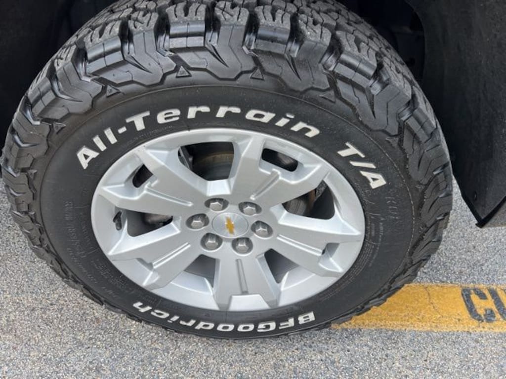 Used 2022 Chevrolet Colorado LT Truck Crew Cab